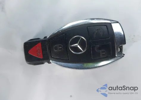 2013 Mercedes-Benz Glk 350 z USA, uszkodzony, nr VIN WDCGG5HB7DG017169